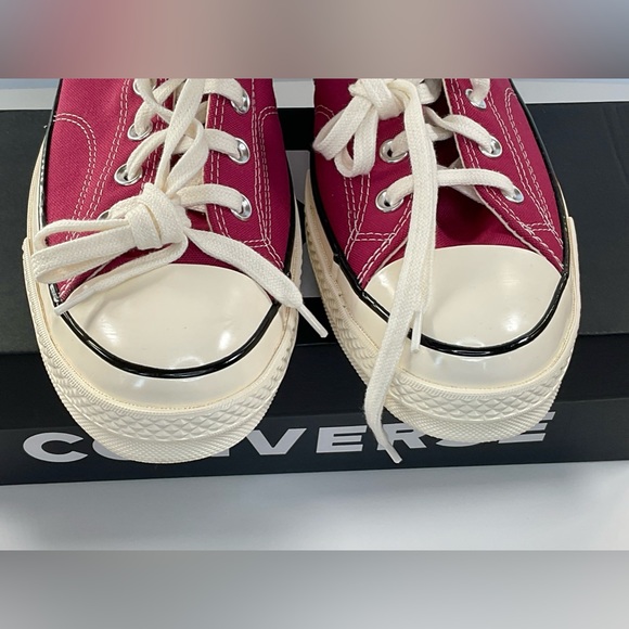 NEW Converse Chuck Taylor All-Star 70 Low MEN’S 13 Midnight Hibiscus 172143C - Picture 8 of 12